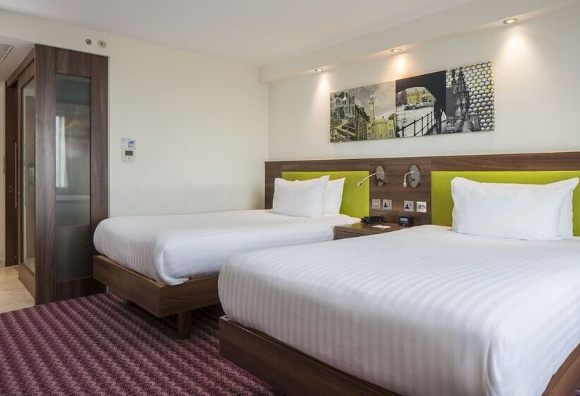 اتاق استاندارد, Hampton By Hilton Birmingham Broad Street