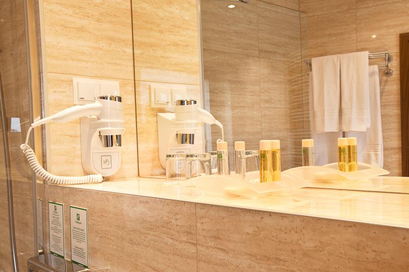 スタンダードルーム, Holiday Inn łódź, An Ihg