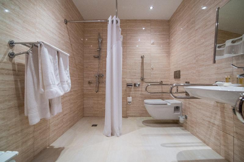 キングサイズベッドのエクゼクティブルーム, Holiday Inn łódź, An Ihg