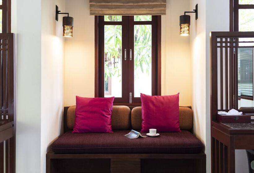 بانگلوی لوکس, Khaolak Bayfront Resort