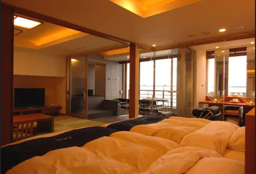 سوئیت کلاسیک, Lakeland Hotel Mizunosato