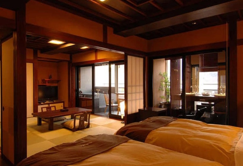 سوئیت کلاسیک, Lakeland Hotel Mizunosato
