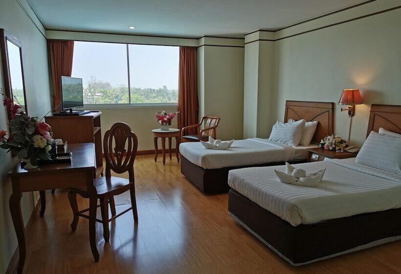 اتاق لوکس, Morakot Twin Chumphon