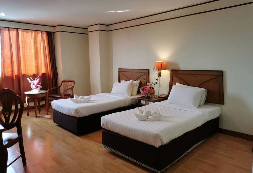 اتاق لوکس, Morakot Twin Chumphon