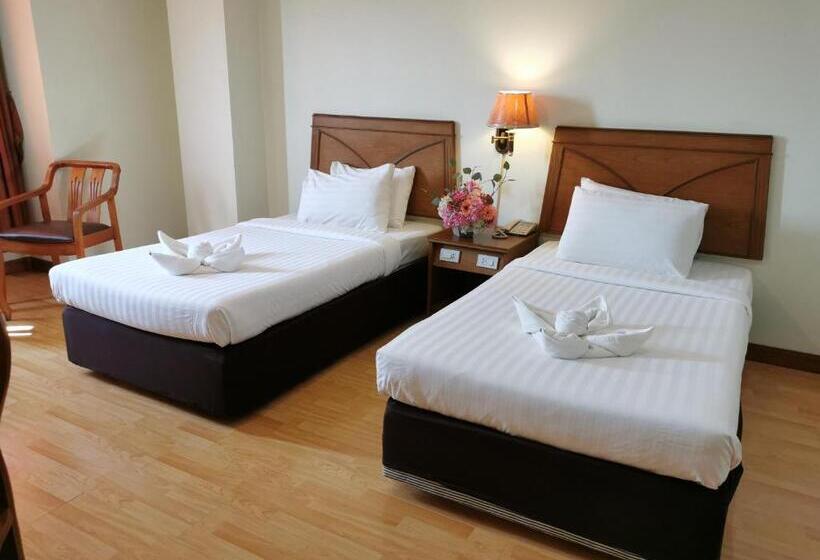 اتاق لوکس, Morakot Twin Chumphon