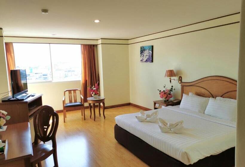 اتاق لوکس, Morakot Twin Chumphon
