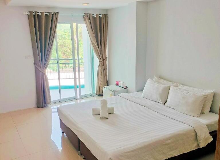 اتاق استاندارد, Morakot Twin Chumphon