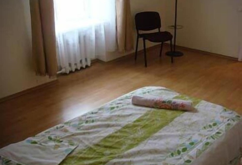 اتاق استاندارد, Cheap & Good Apartments