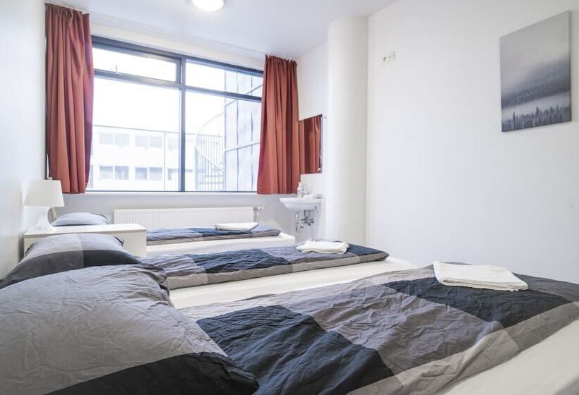 اتاق استاندارد سه تخته با سرویس بهداشتی مشترک, Guesthouse Pavi
