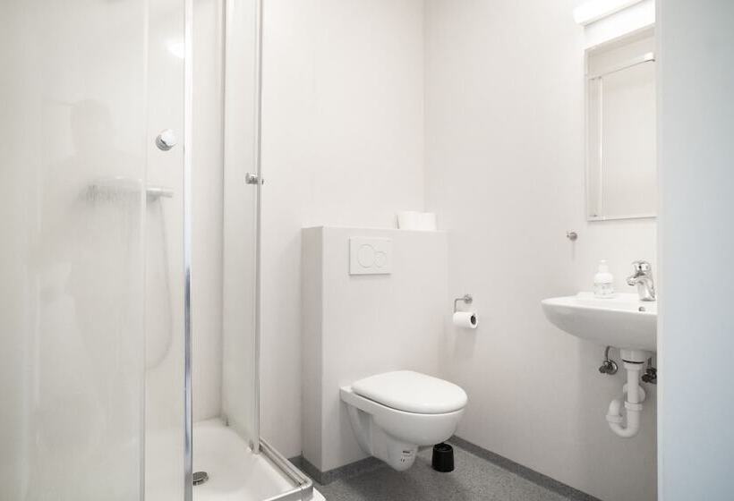 اتاق استاندارد چهار تخته, Guesthouse Pavi