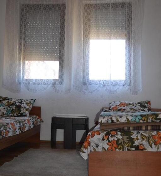 اتاق عادی, Hostel Valentin