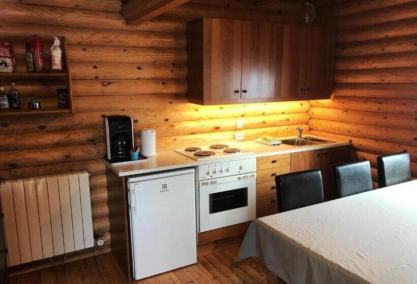 Cabane, Brimnes Cabins