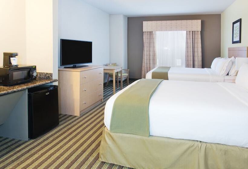 Suite, Holiday Inn Express  & Suites Alvarado