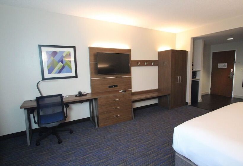 اتاق استاندارد, Holiday Inn Express Hotel & Suites Charleston   North, An Ihg