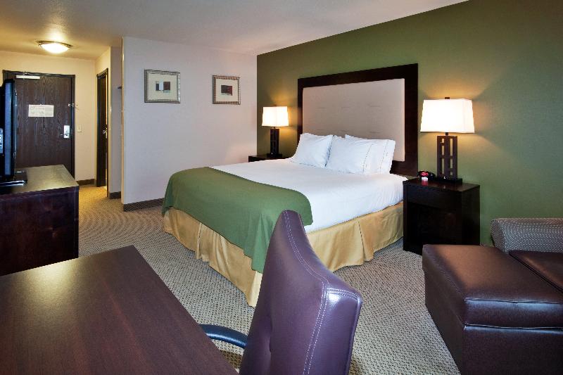 اتاق استاندارد با تخت بزرگ, Holiday Inn Express & Suites Dewitt   Syracuse, An Ihg
