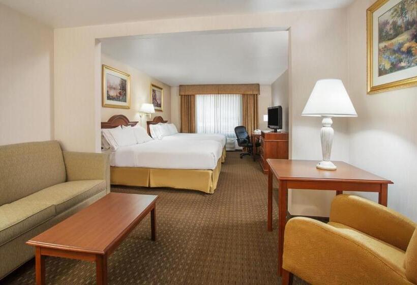 سوییت, Holiday Inn Express Hotel & Suites Marion, An Ihg