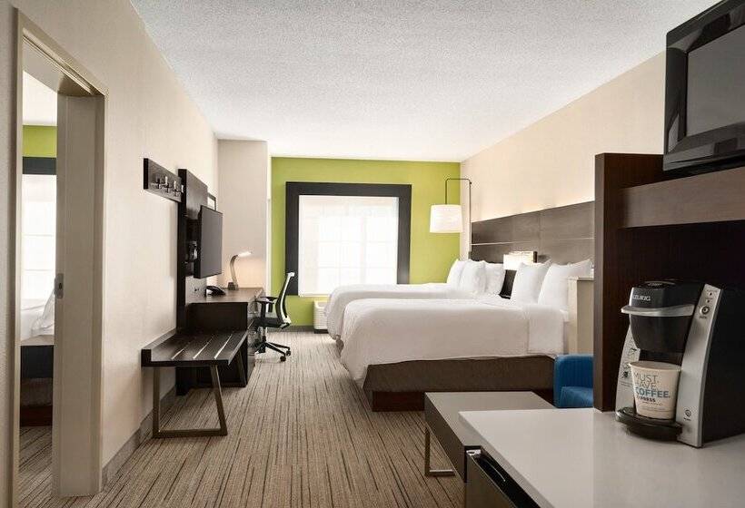 Suite, Holiday Inn Express  & Suites Mcalester