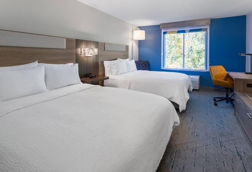 اتاق استاندارد با 2 تخت دوبل, Holiday Inn Express  & Suites Vineland Millville