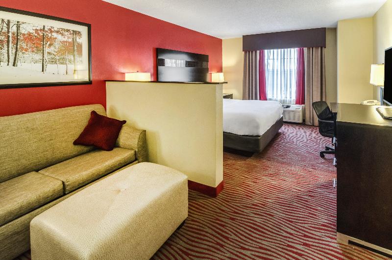 سوئیت با تخت بزرگ, Holiday Inn Express  & Suites Vinita