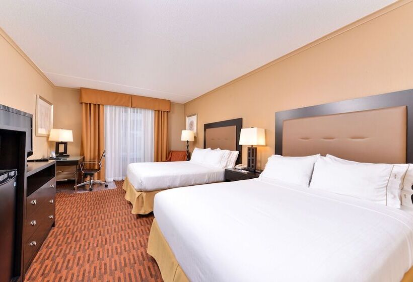 اتاق استاندارد با 2 تخت دوبل, Holiday Inn Express Breezewood