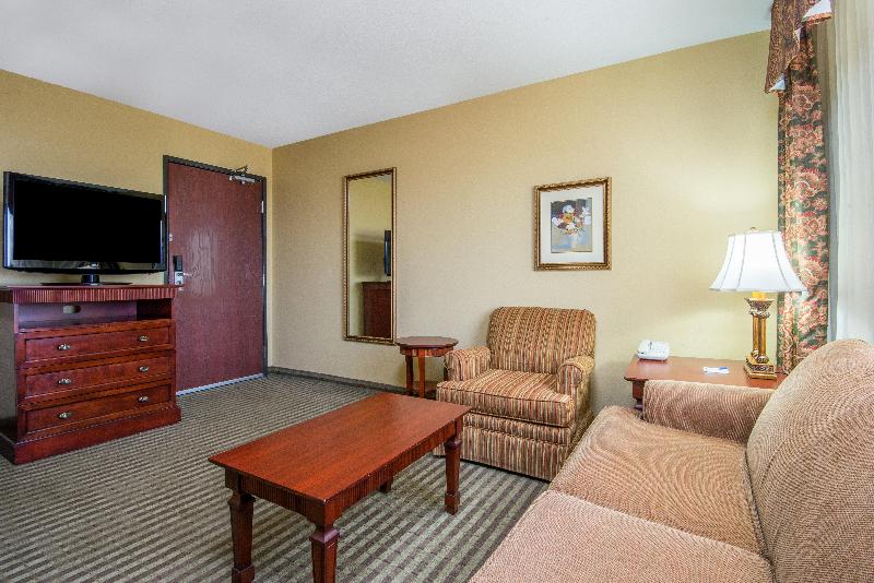 سوئیت با تخت بزرگ, Holiday Inn Express Enid Highway 412, An Ihg