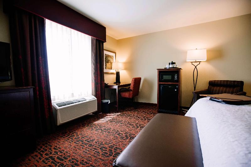 套房, Holiday Inn & Suites Green Bay Stadium, An Ihg