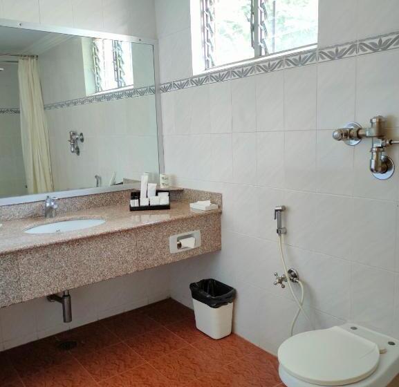 ویلای لوکس 1 خوابه, Srm Hotel Trichy