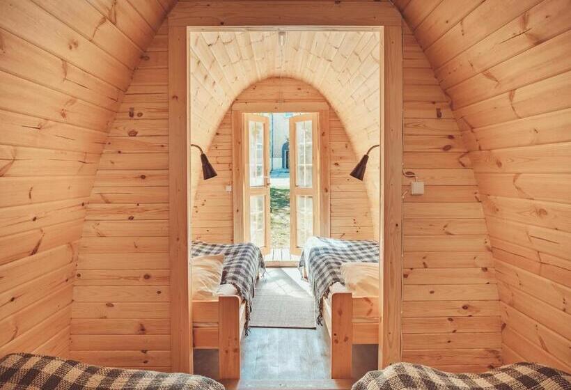 ویلای استاندارد با چشم‌انداز باغ, Downtown Forest Hostel & Camping