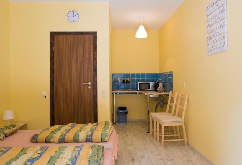 Habitación Clásica, Fortuna Hostel