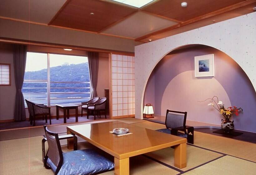 اتاق کلاسیک, Hamanako Kanzanjionsen  Kikusuitei