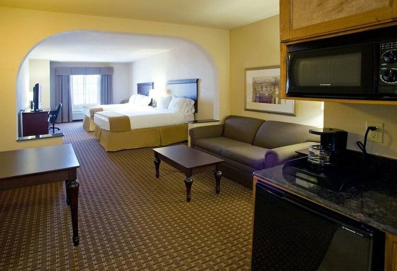 Suite, Holiday Inn Express Hotel And Suites Kingsville, An Ihg