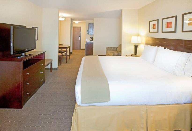 Suite, Holiday Inn Express Hotel & Suites Eagle Pass, An Ihg