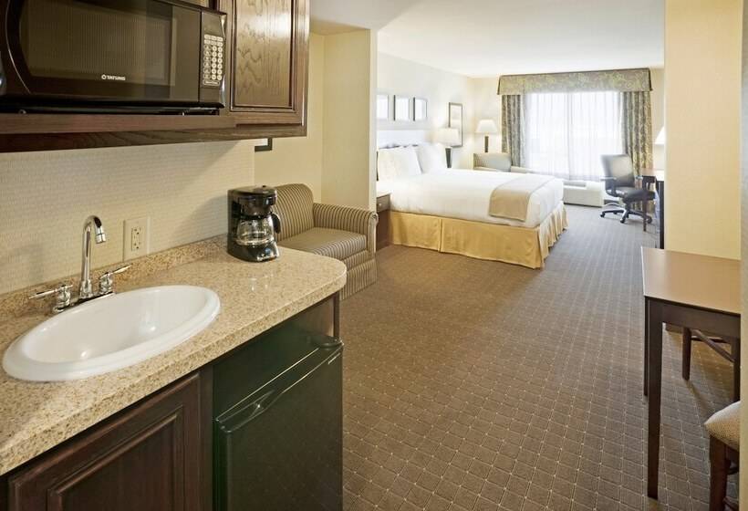 سوییت, Holiday Inn Express Hotel & Suites Eagle Pass, An Ihg