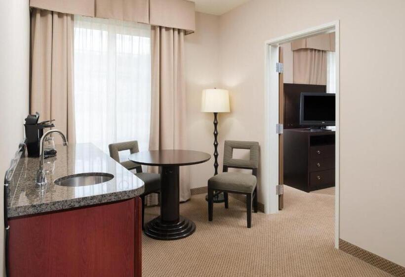 سوئیت برای معلولان, Holiday Inn Express Hotel & Suites North Sequim, An Ihg