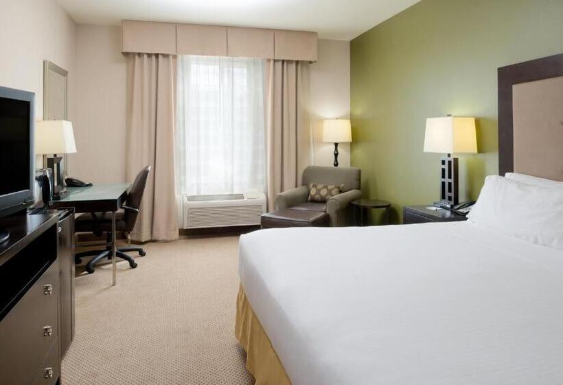 Suite Adapted for people with reduced mobility, Holiday Inn Express  & Suites North Sequim