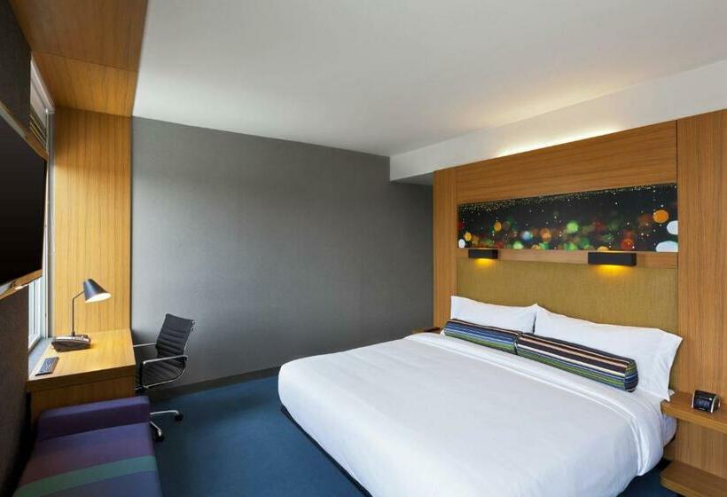 اتاق استاندارد با تخت بزرگ, Aloft Bogota Airport