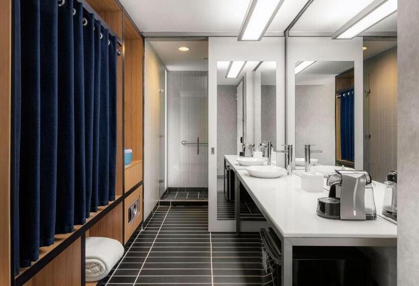 اتاق استاندارد با تخت بزرگ, Aloft Bogota Airport