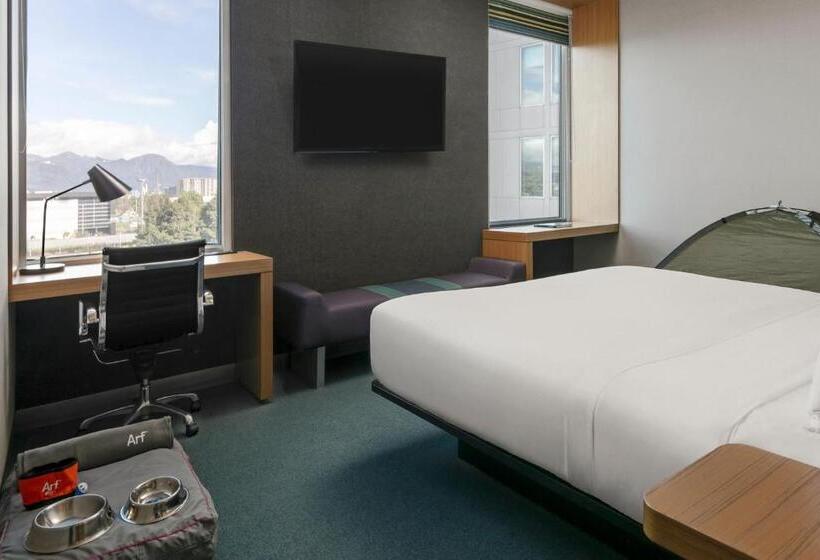 اتاق استاندارد با تخت بزرگ, Aloft Bogota Airport