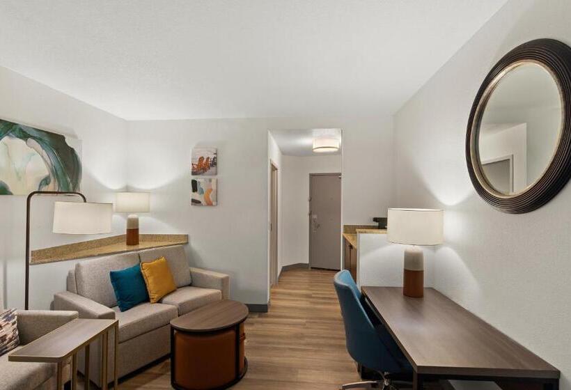 سوئیت برای معلولان, Comfort Suites Vero Beach I95