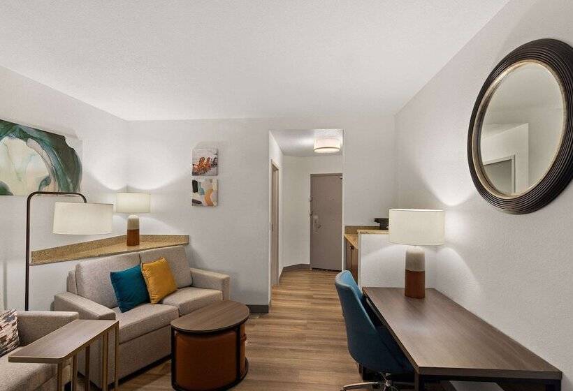 سوئیت برای معلولان, Comfort Suites Vero Beach I95