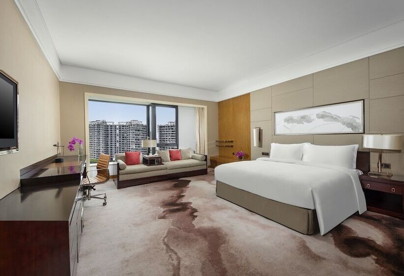 Quarto Estandar Cama Casal, Crowne Plaza Huangshan Yucheng