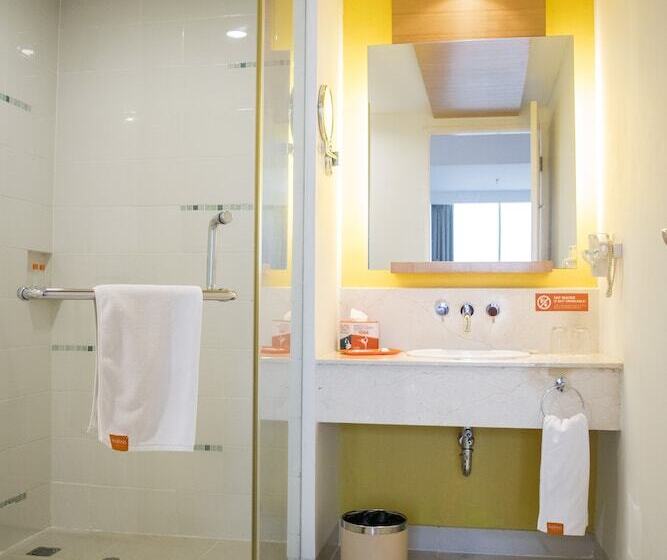 חדר סטנדרט, Harris Suites Fx Sudirman