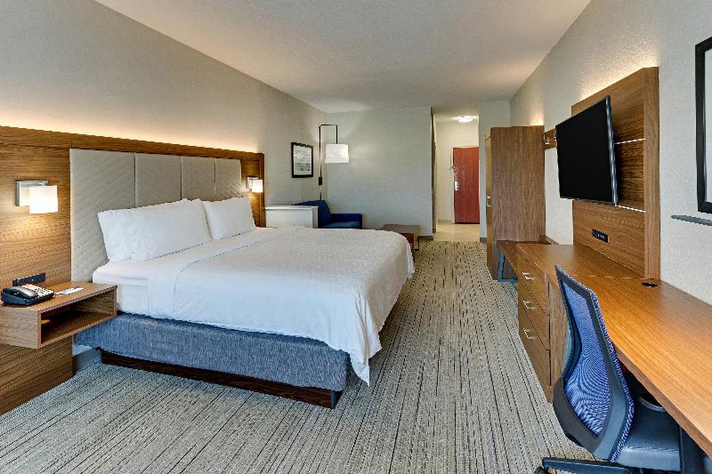 سوئیت با تخت بزرگ, Holiday Inn Express Hotel And Suites Weatherford, An Ihg