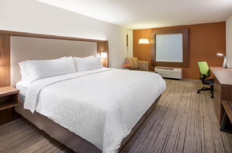 اتاق استاندارد با تخت بزرگ, Holiday Inn Express Texas City, An Ihg