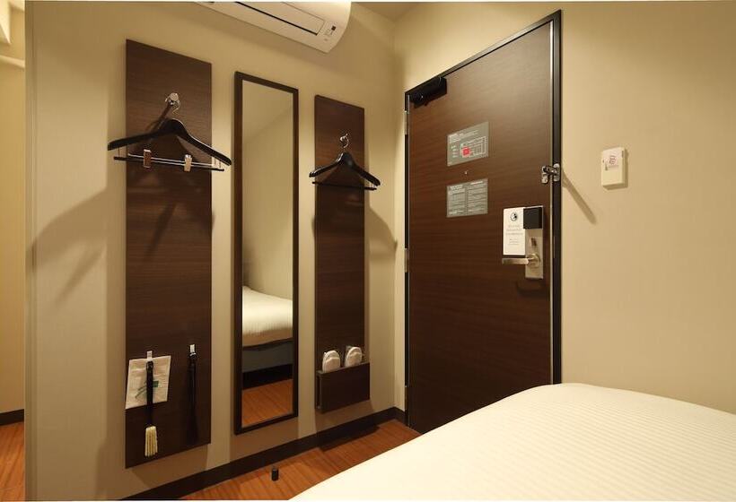 Номер Superior, Red Roof Inn Kamata / Haneda Tokyo