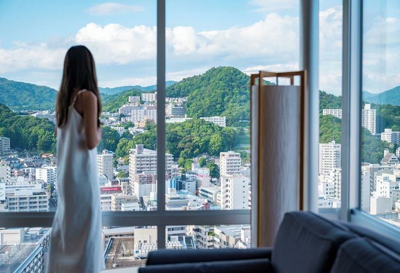 سوئیت کلاب, Sheraton Grand Hiroshima