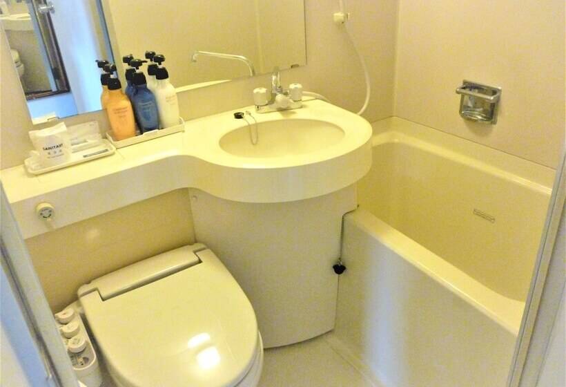 اتاق استاندارد یک نفره, Smile Hotel Mito