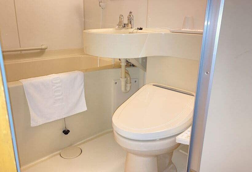 اتاق استاندارد یک نفره, Toyoko Inn Nagoya Sakae
