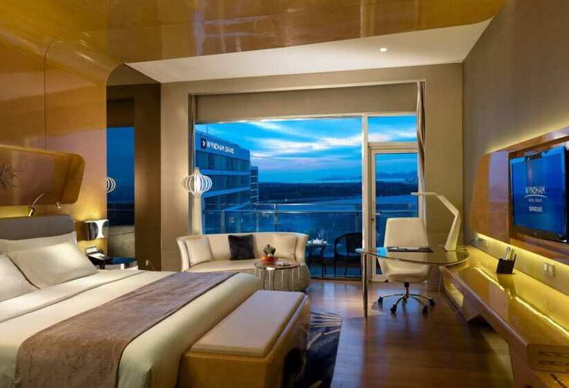 Habitación Deluxe con Vistas, Wyndham Grand Qingdao