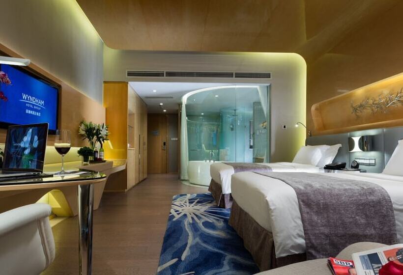 اتاق لوکس با چشم‌انداز, Wyndham Grand Qingdao
